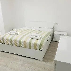  Apartament Living Center